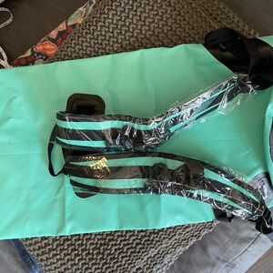 Earth-pak 30 liter dry bag waterproof